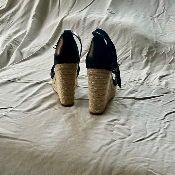 Steve Madden Wedge Heels - Picture 3 of 4